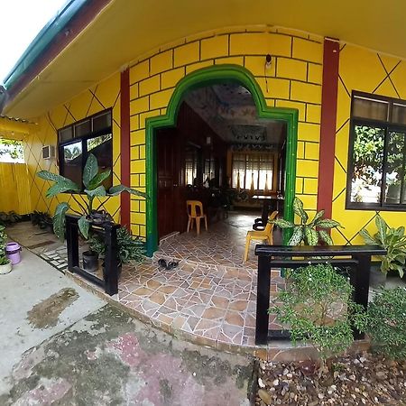 Rodel Yellow Hauz Itaytay Exterior foto